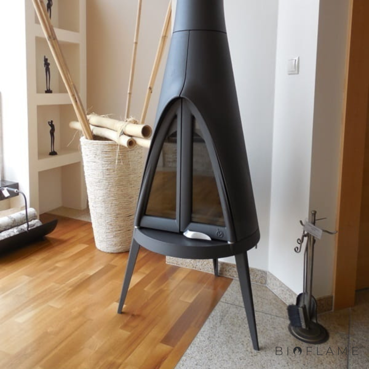 SALAMANDRA A LENHA EM FERRO FUNDIDO – INVICTA TIPI 