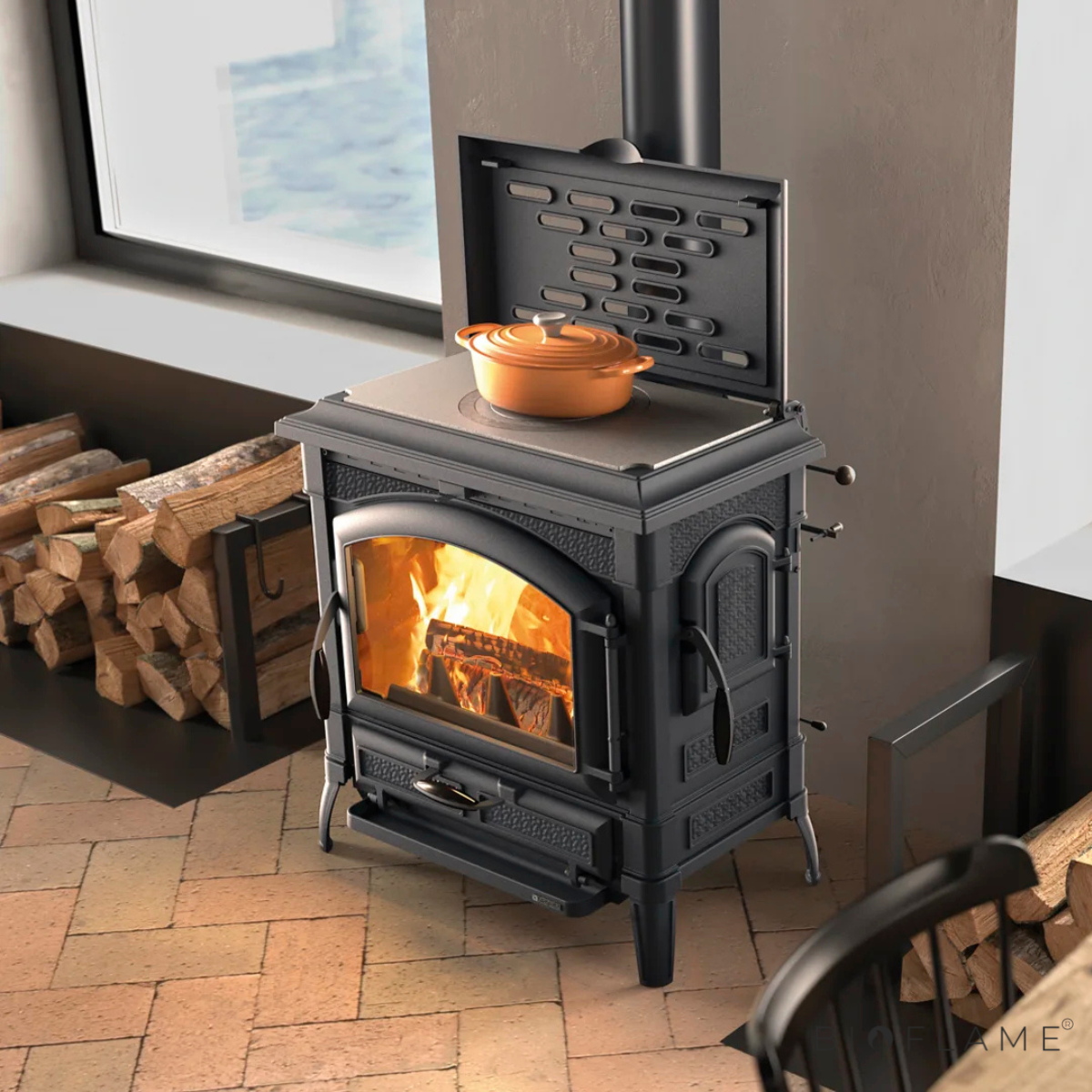 SALAMANDRA A LENHA EM FERRO FUNDIDO - NORDICA EXTRAFLAME ISOTTA CON CERCHI EVO