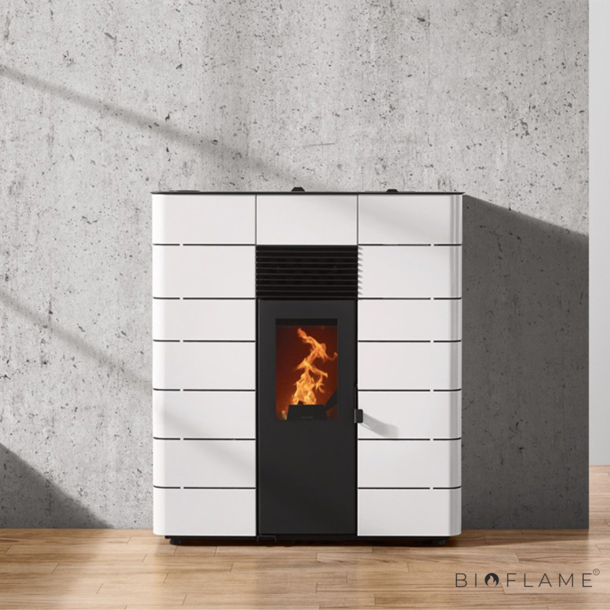 SALAMANDRA A PELLETS CANALIZÁVEL - SOLZAIMA NEVADA 7 KW